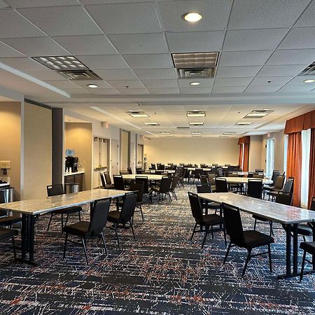 Hilton Garden Inn Oakbrook Terrace Εξωτερικό φωτογραφία