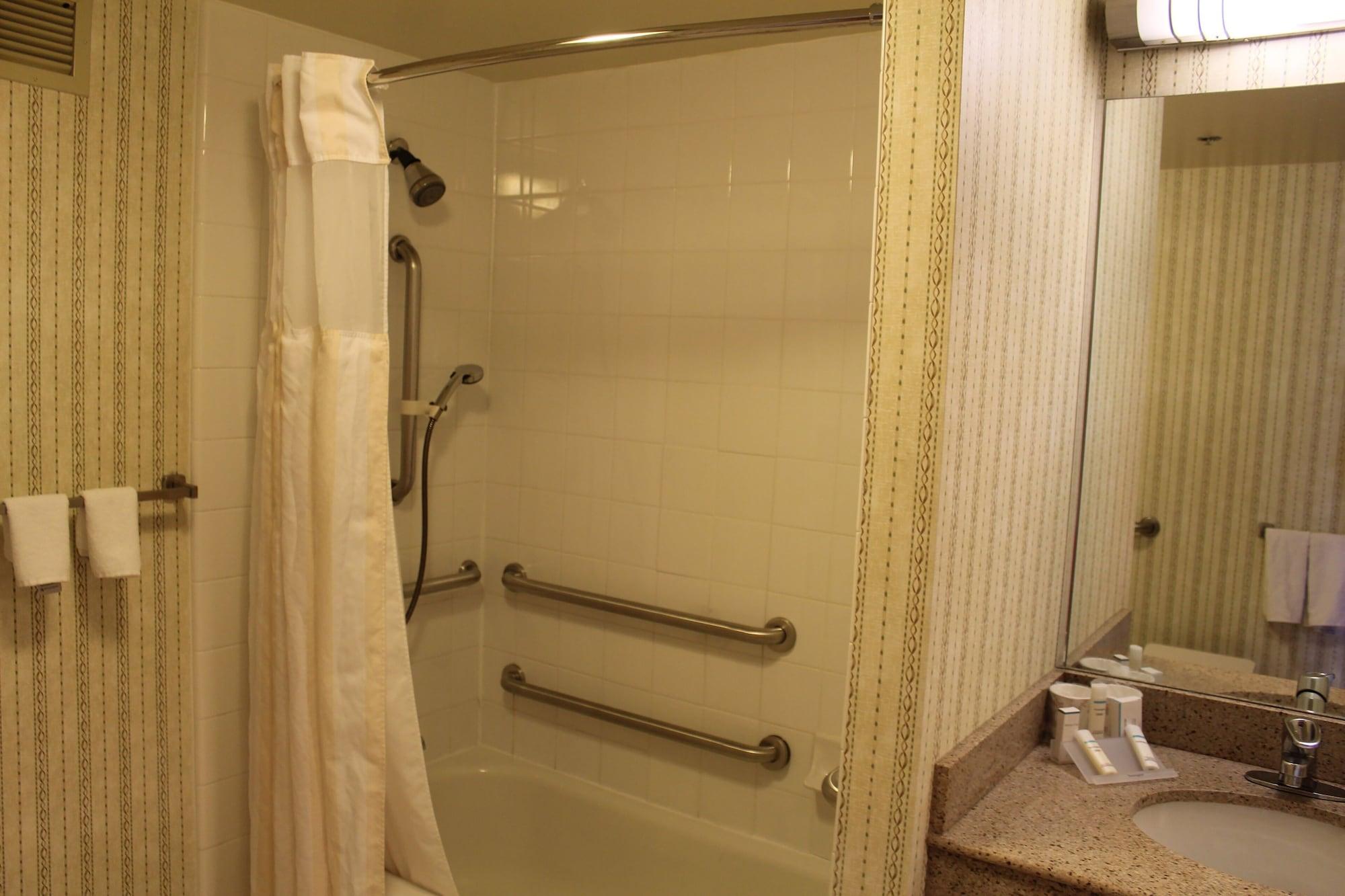 Hilton Garden Inn Oakbrook Terrace Εξωτερικό φωτογραφία