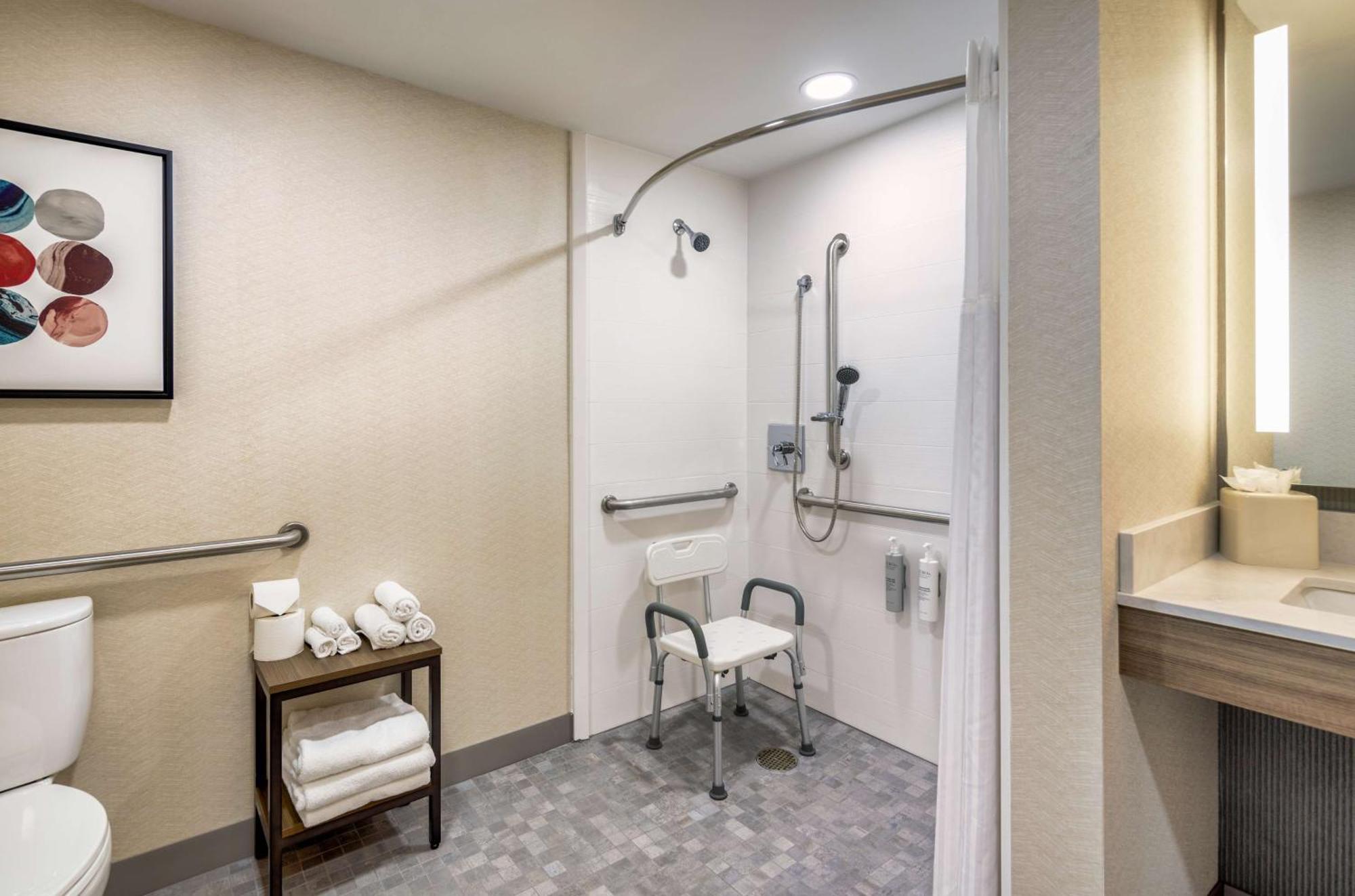 Hilton Garden Inn Oakbrook Terrace Εξωτερικό φωτογραφία