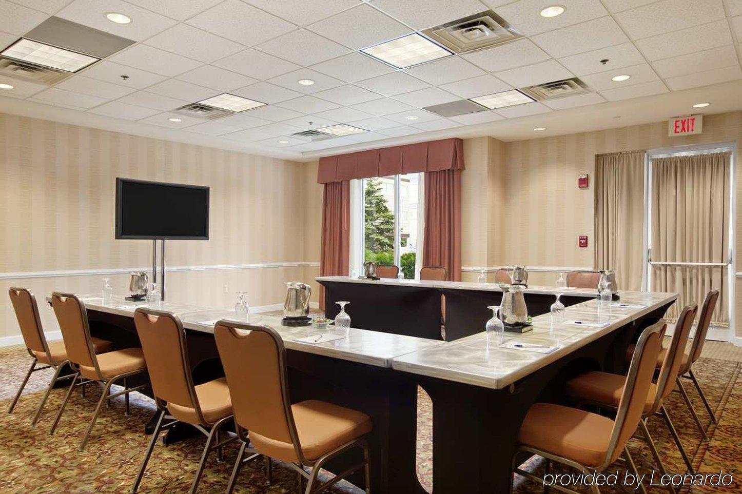 Hilton Garden Inn Oakbrook Terrace Επιχειρήσεις φωτογραφία