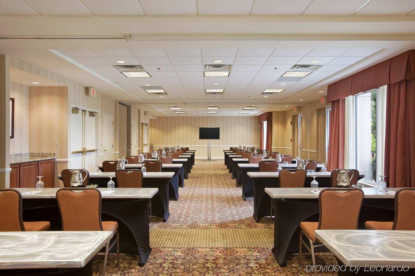 Hilton Garden Inn Oakbrook Terrace Επιχειρήσεις φωτογραφία