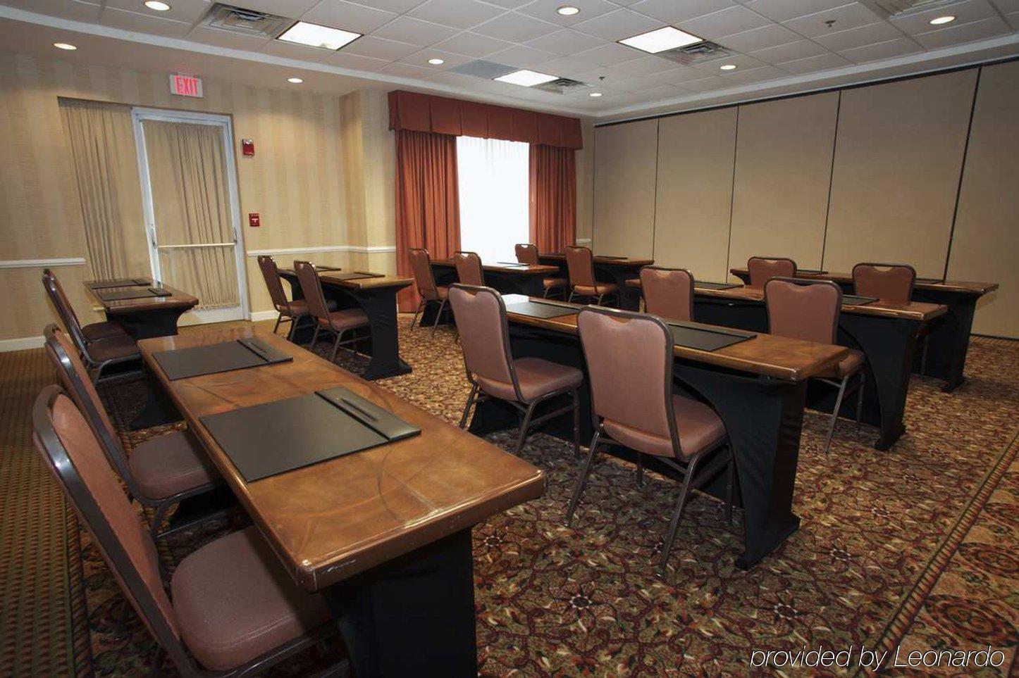 Hilton Garden Inn Oakbrook Terrace Εξωτερικό φωτογραφία
